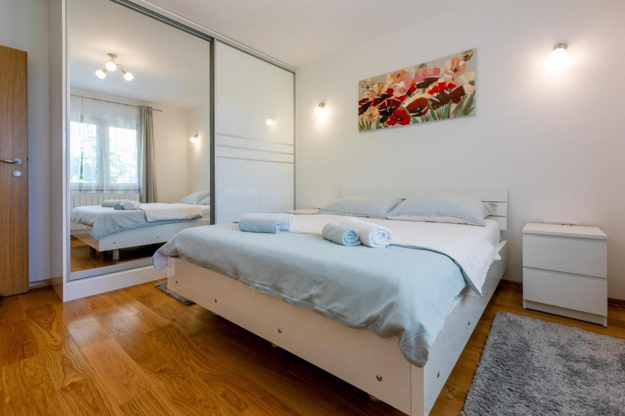 Apartment Olive Selce Zewnętrze zdjęcie