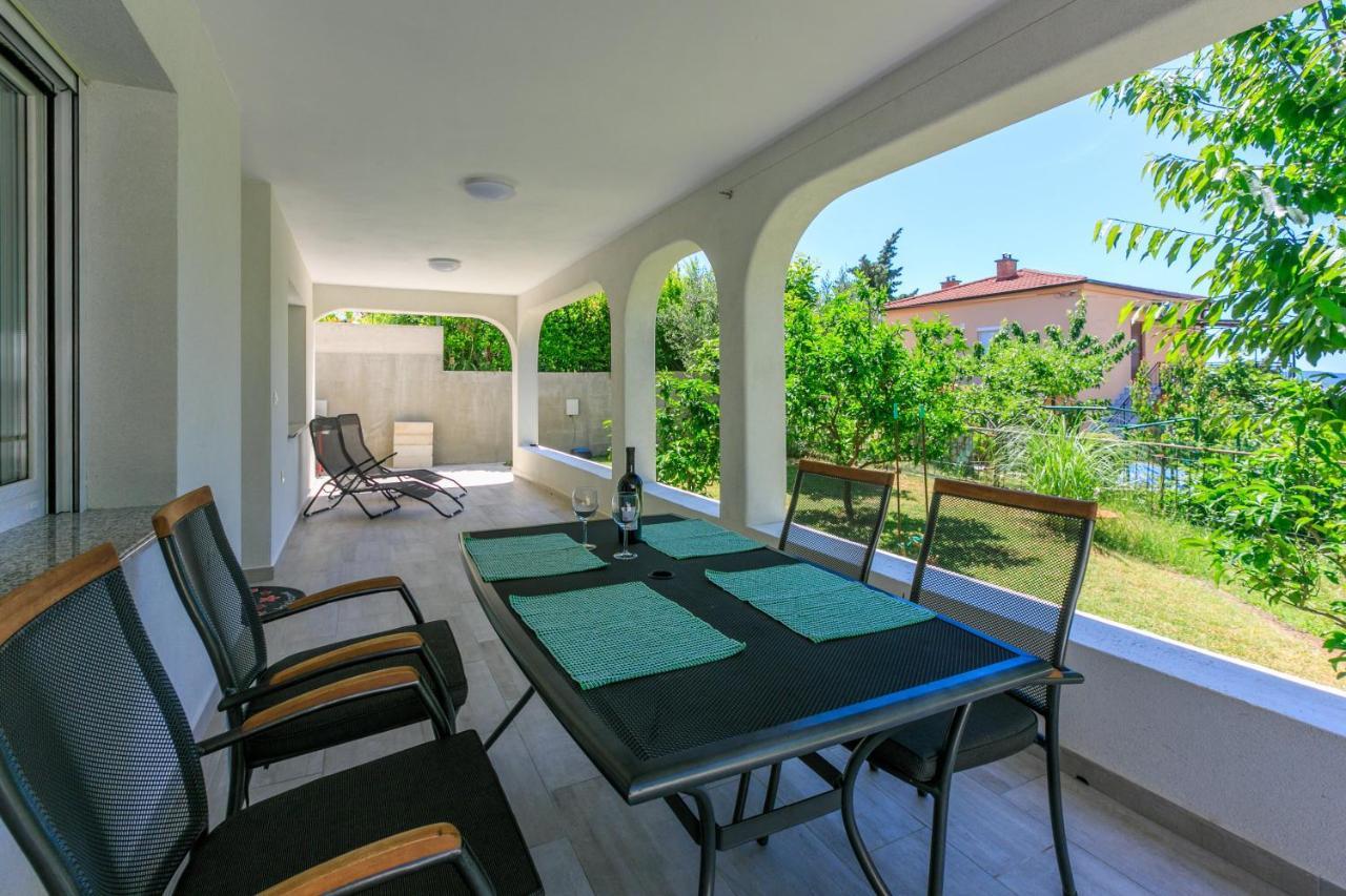 Apartment Olive Selce Zewnętrze zdjęcie